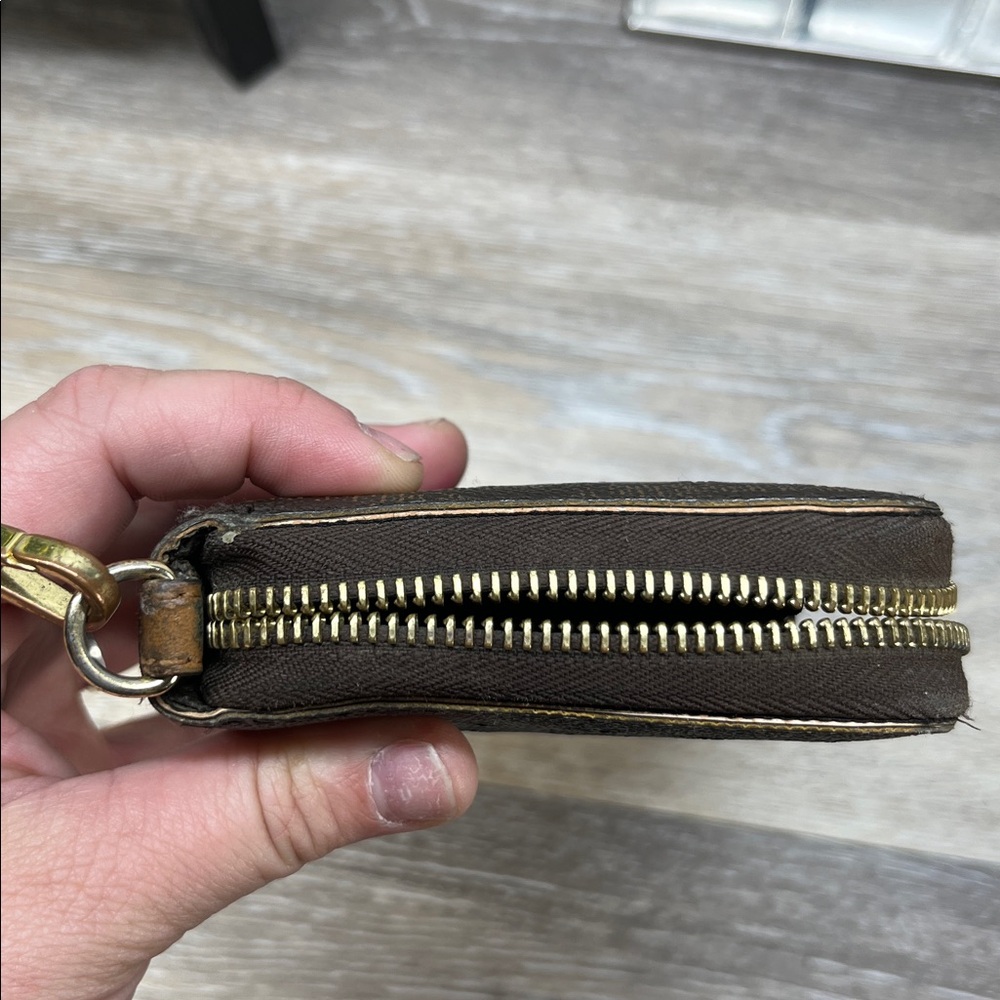 1184 Michael Kors lazer cut tote and wallet set 259031184 - Picture 14 of 16